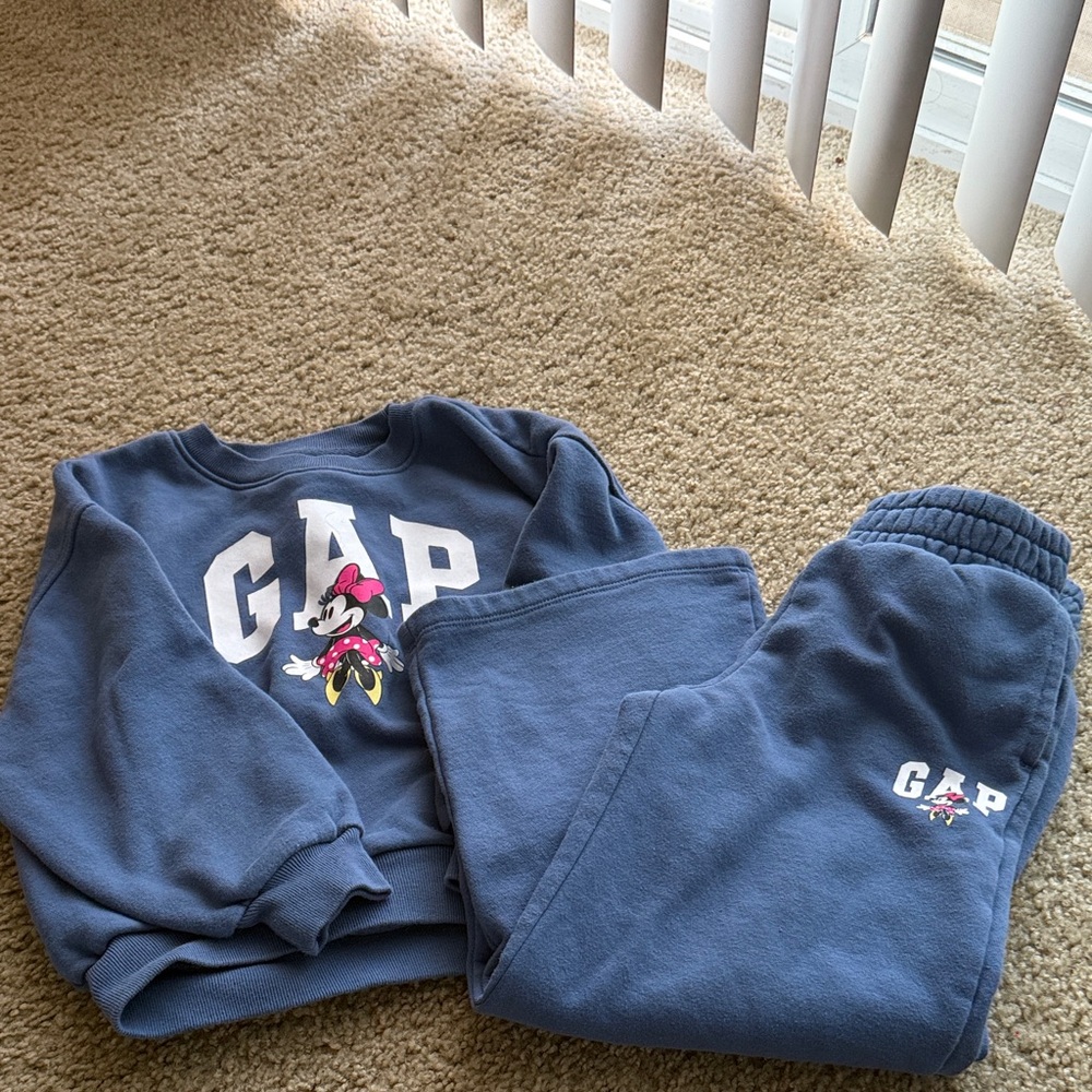 GAP Kids Navy Sweatshirt and Joggers Set